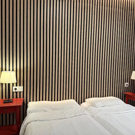 Estudios Suites Placentines Seville Exterior photo