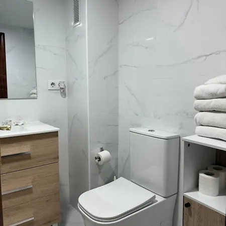 Estudios Suites Placentines Seville Exterior photo