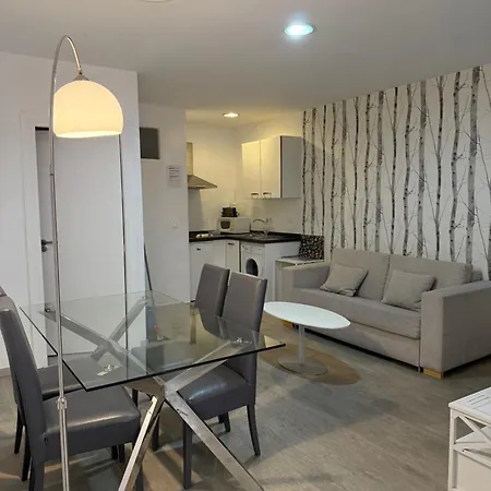 Estudios Suites Placentines Seville Exterior photo