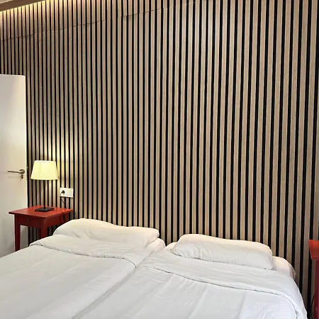 Estudios Suites Placentines Seville Exterior photo